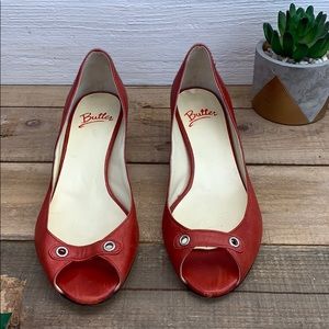 Butter open toe leather shoes